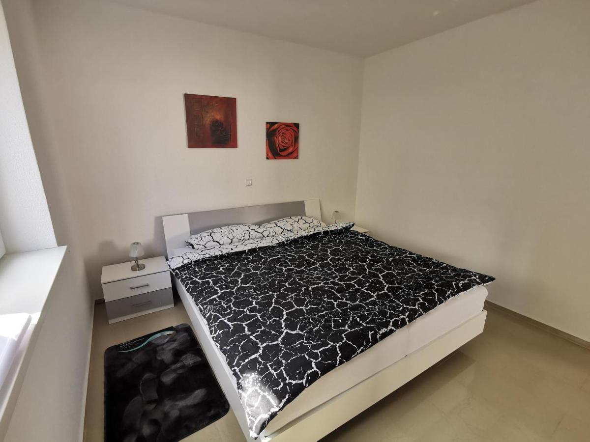 Neue Bungalow Ferienwohnung Ансбах Экстерьер фото